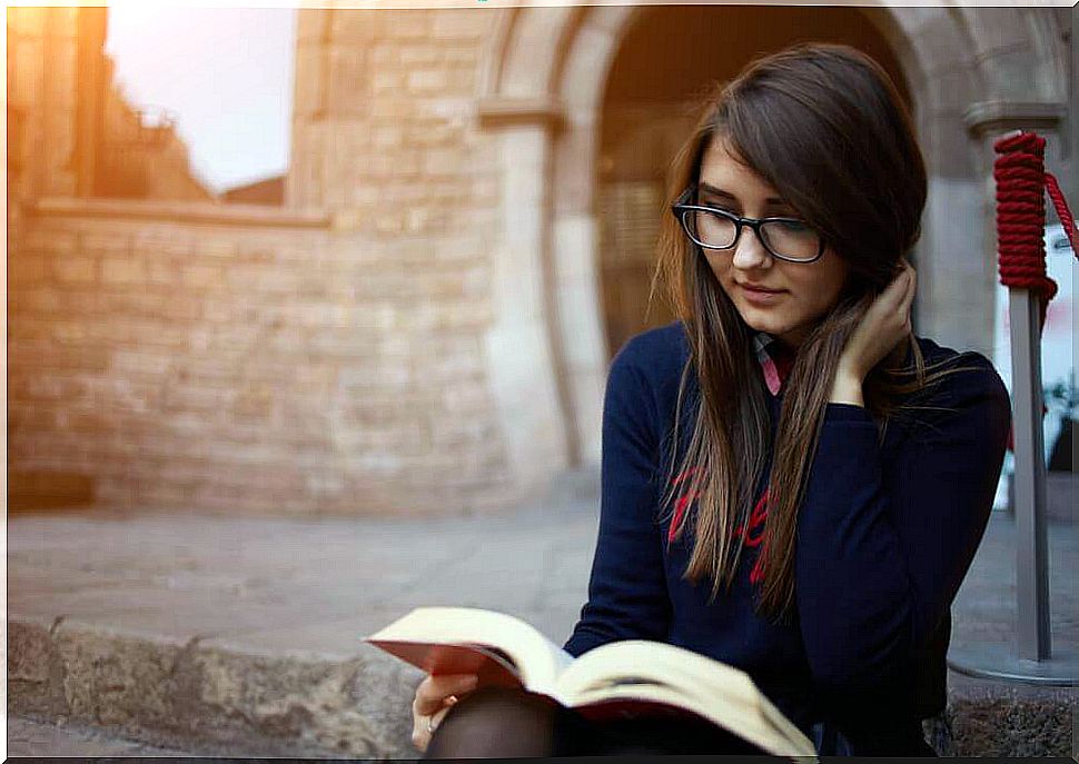 4 benefits of reading for the overall health of the body