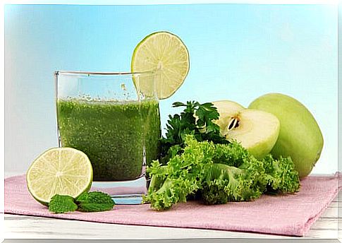 Green smoothies are perfect for breakfast