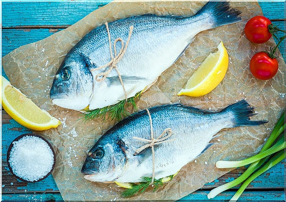 Beneficial blue fish for the skin.