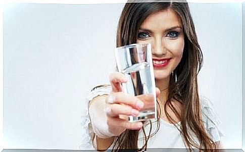 Not Drinking Enough Water - Reasons You May Feel Flushed