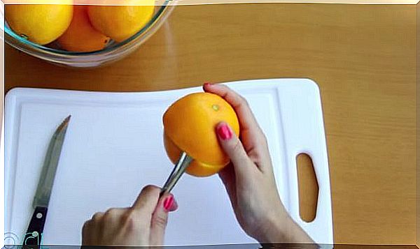 peel the orange easier