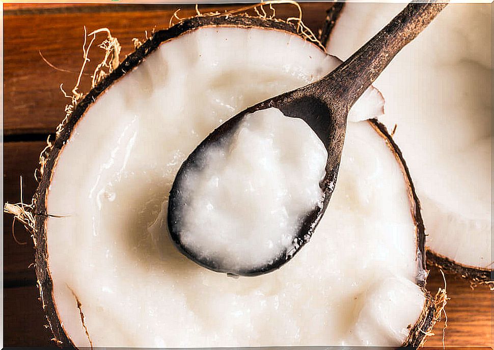 Coconut oil contains quality fats