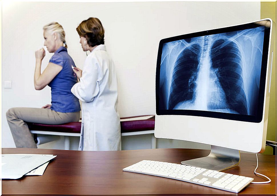 Auscultation of noises in the lungs